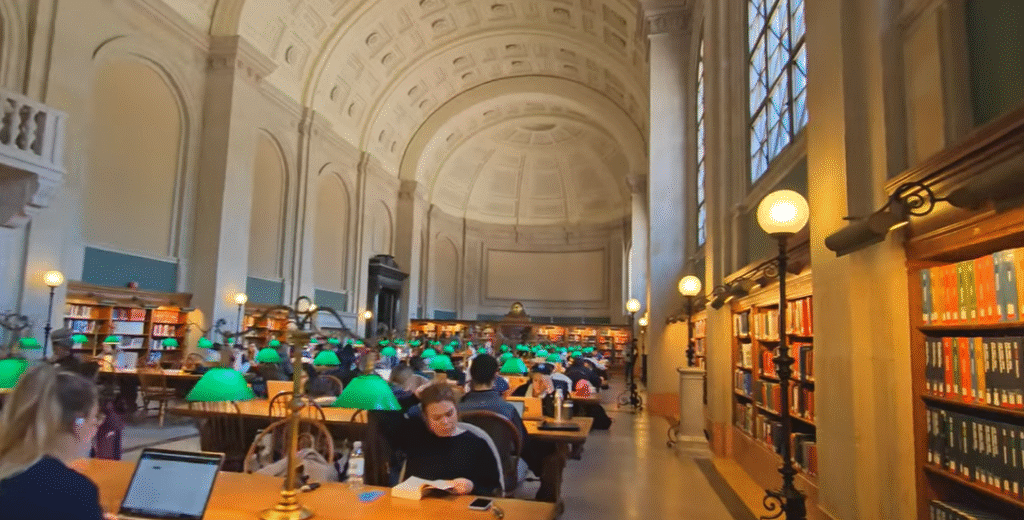 Top Libraries that are must visit in the US for Books Lover