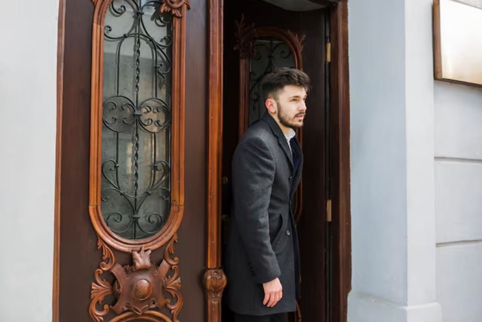 The Story Behind the Hotel That Never Closes Its Doors